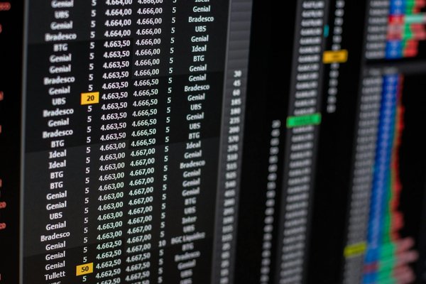 Agence seo grand montréal : optimisez votre visibilité en ligne